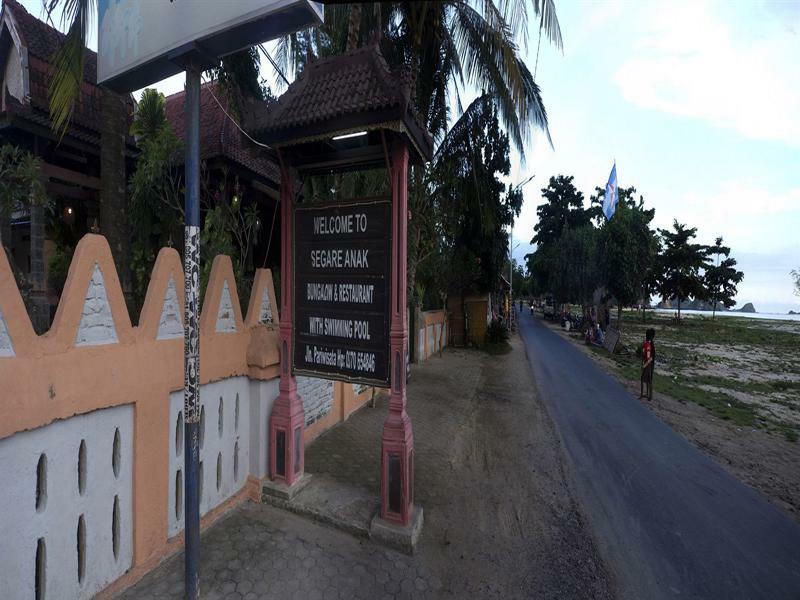 Segara Anak Bungalow & Restaurant Kuta  Exterior photo